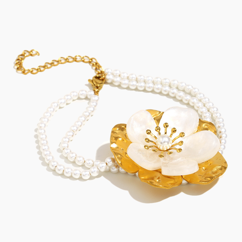 Elena Petal Whisper Pearl Bracelet