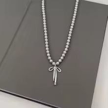 Fashion Bow Pendant Necklace | Grey Pearl Choker