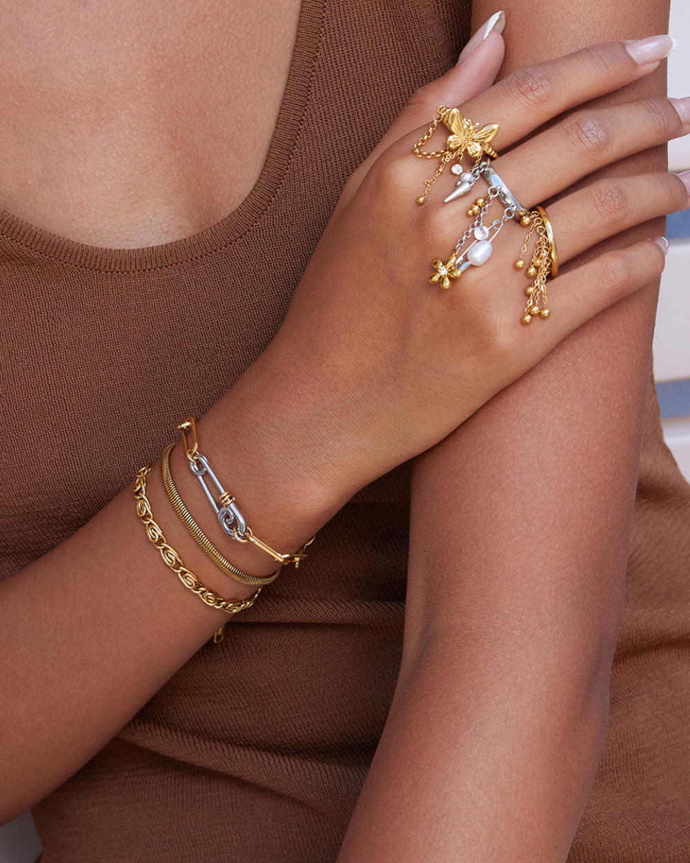 Elena Maxi Charm Punk Ring