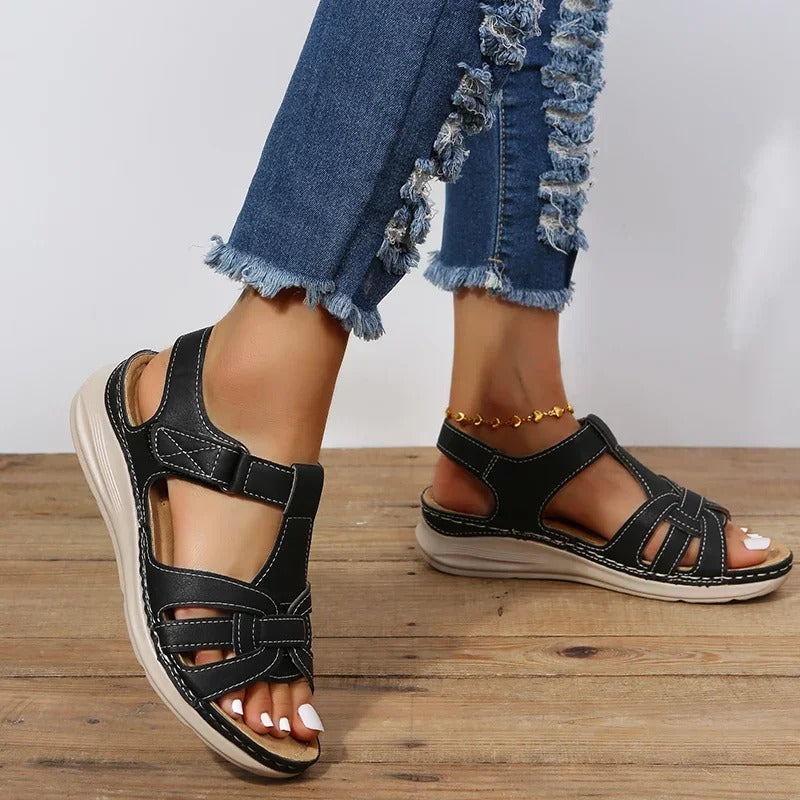 Lore - Orthopedic leather sandals