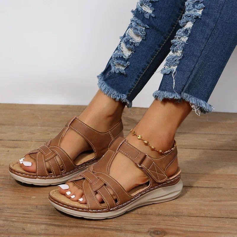 Lore - Orthopedic leather sandals - Brown / 2.5