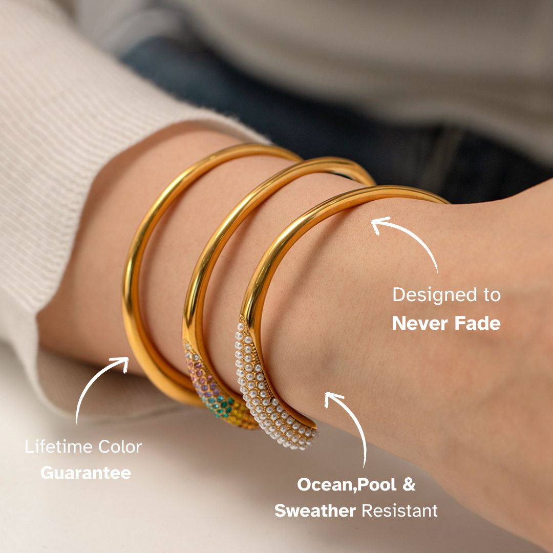 Elena Lustre Pearl Crest Cuff