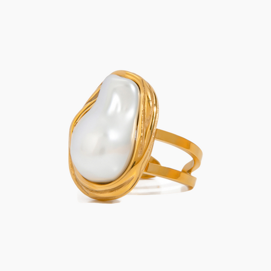 Elena Lunar Flow Pearl Ring - Golden