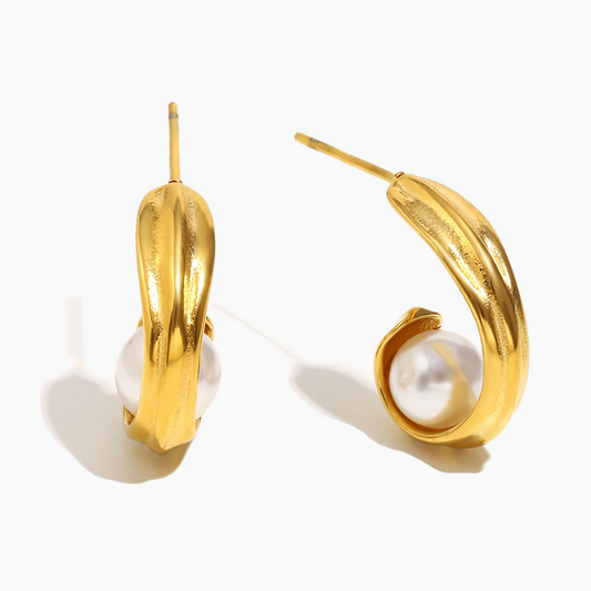 Elena Lustre Curl Pearl Hoops