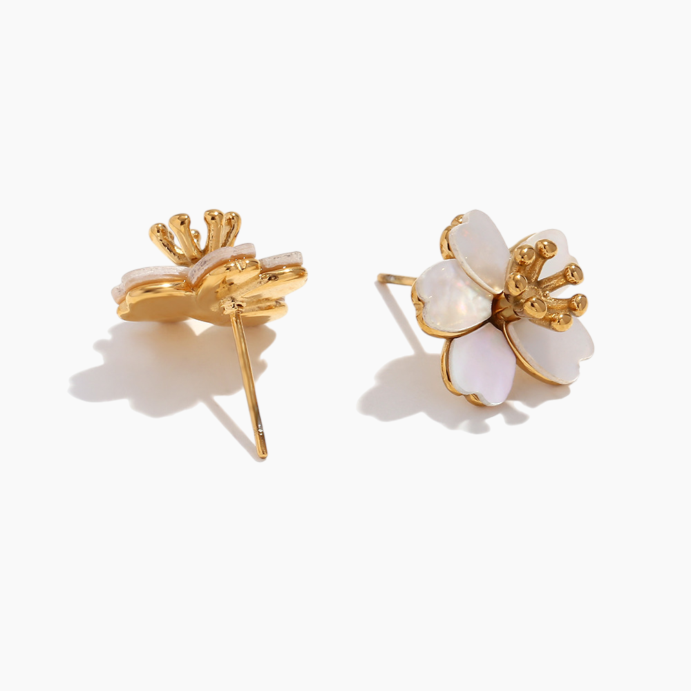 Elena Pearl Flower Stud Earrings