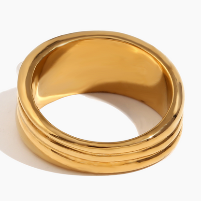 Elena Pearl Row Statement Ring