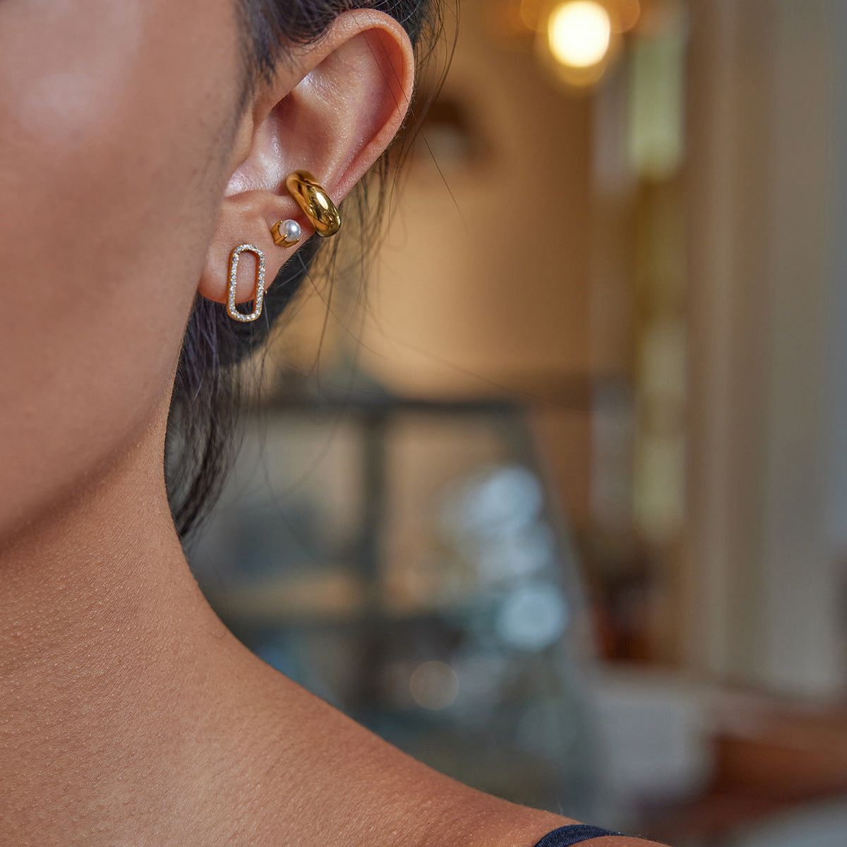 Elena Lustre Link Pearl Earrings