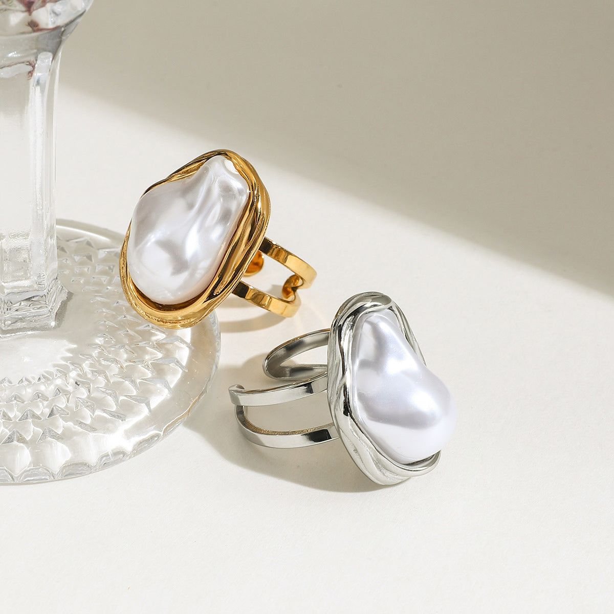 Elena Lunar Flow Pearl Ring - Silver