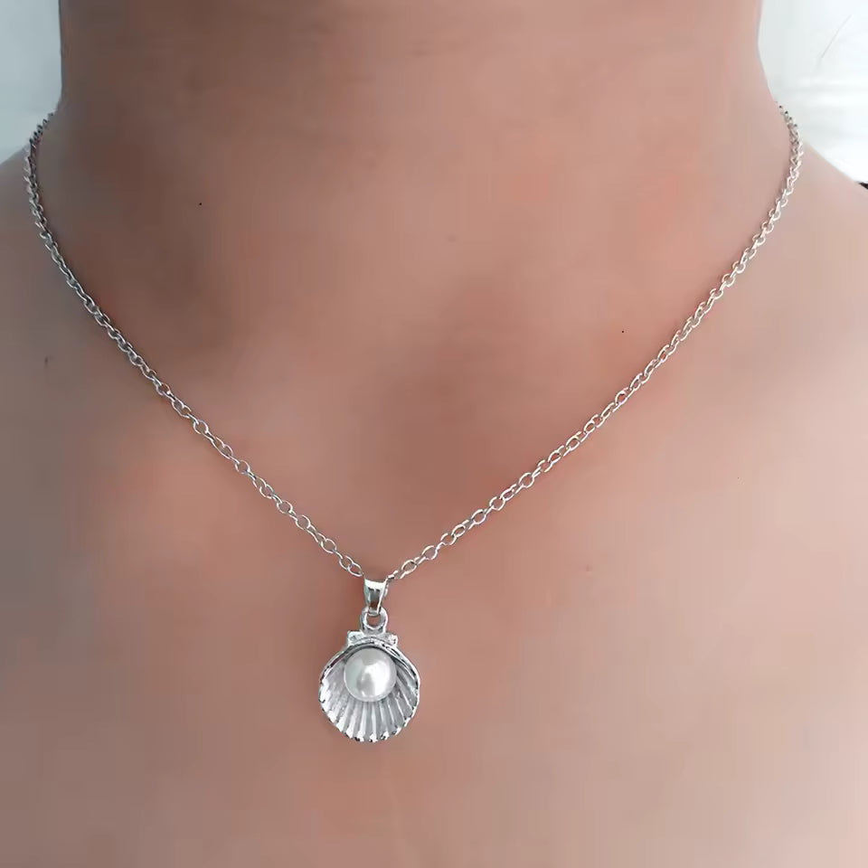 Elena Pearl Shell Necklace - Chic Ocean Style