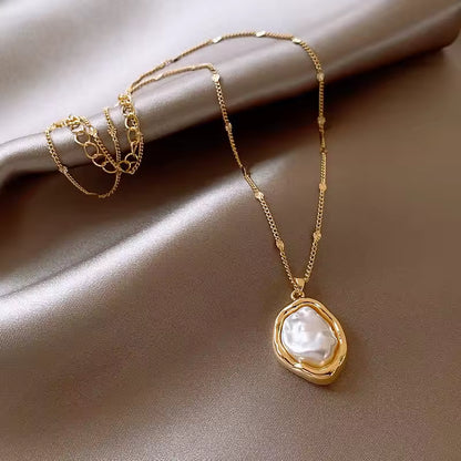 Elena Baroque Irregular Pearl Necklace Jewelry