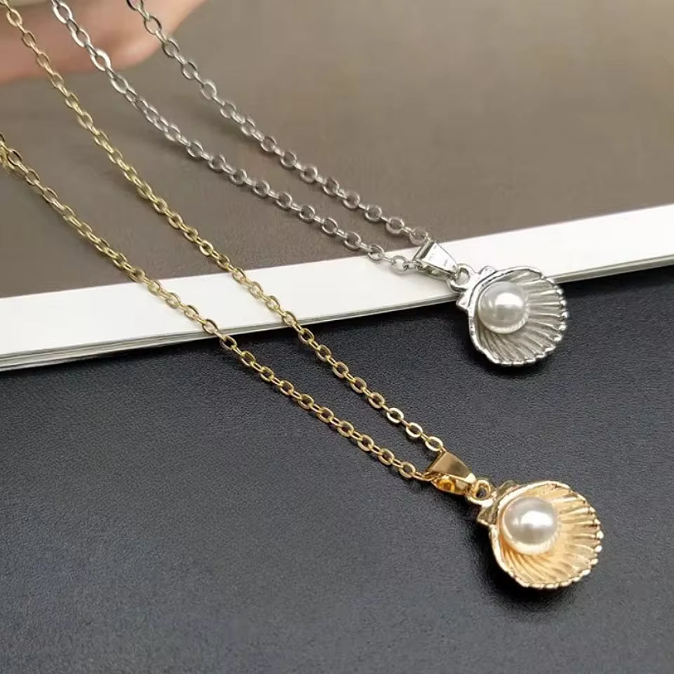 Elena Pearl Shell Necklace - Chic Ocean Style