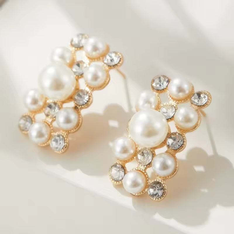 Elena Pearl Necklace & Earrings Set