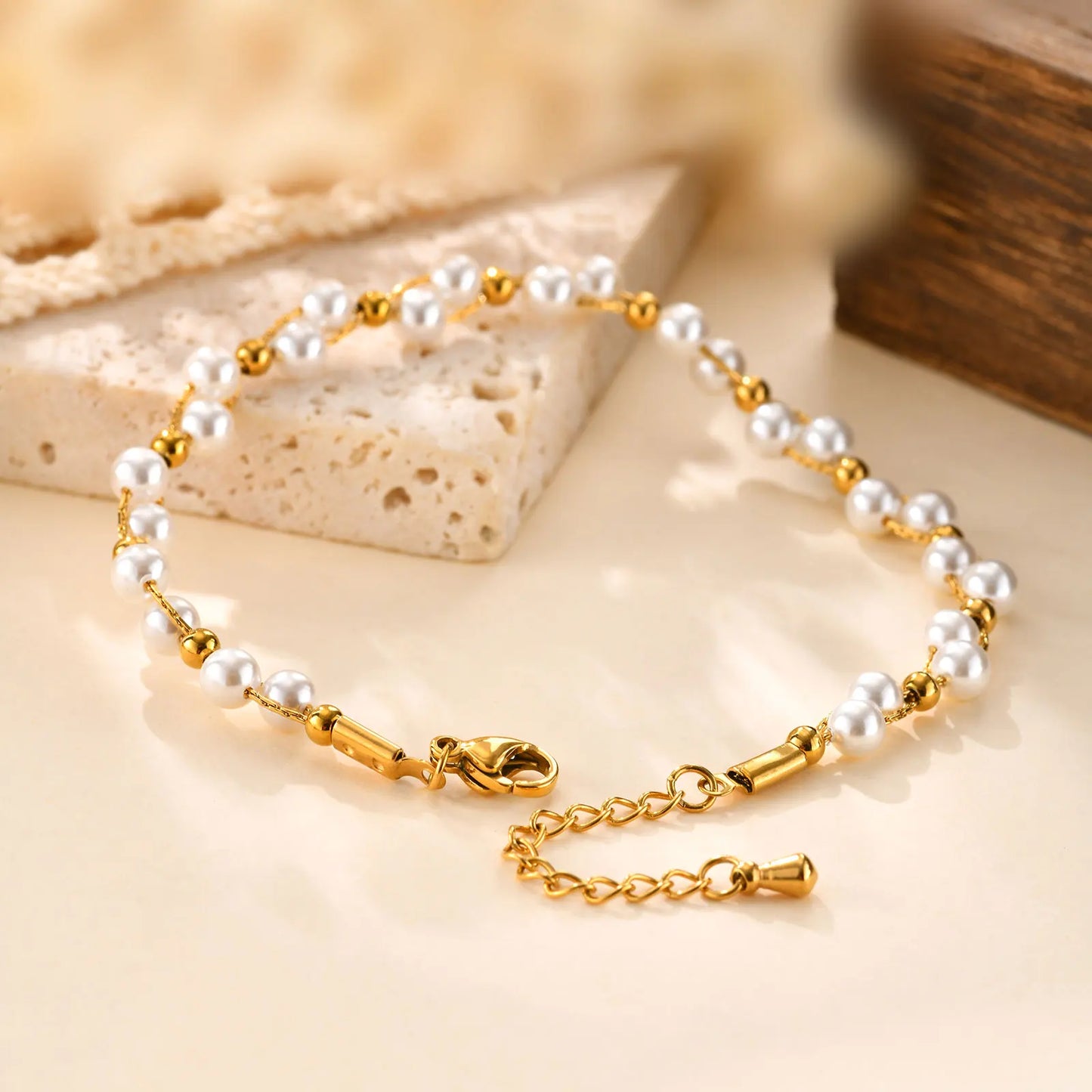 Elegante pulsera con dijes de perlas de imitación para mujer, pulseras de cadena con cuentas de acero inoxidable, regalo de joyería de boda impermeable