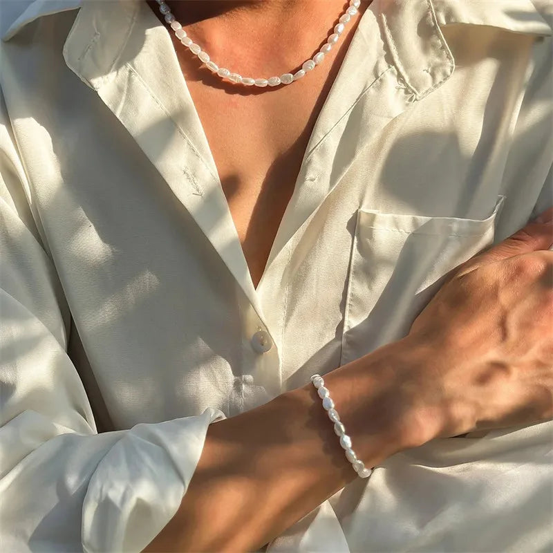 Nueva moda Simple gargantilla de perlas de imitación collar para mujer Vintage elegante con cuentas temperamento collar joyería para fiesta y boda