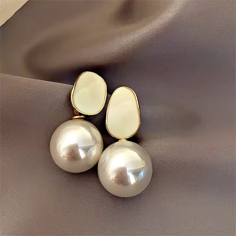 Elena Acrylic Pearl Dangle Earrings