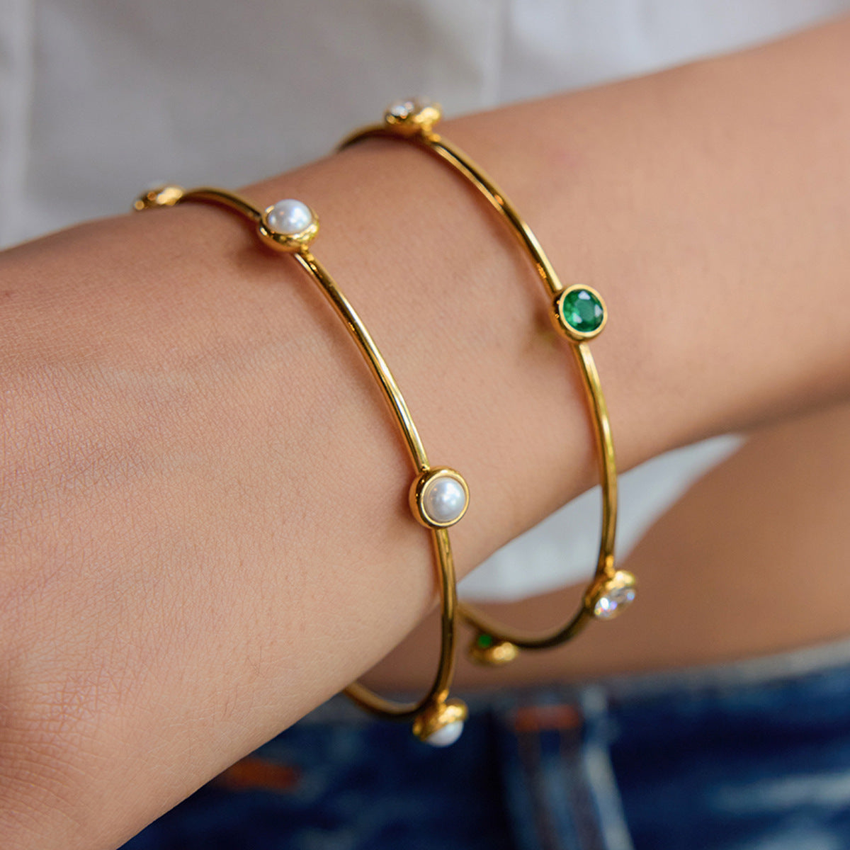 Elena Luna Dot Pearl Bangle